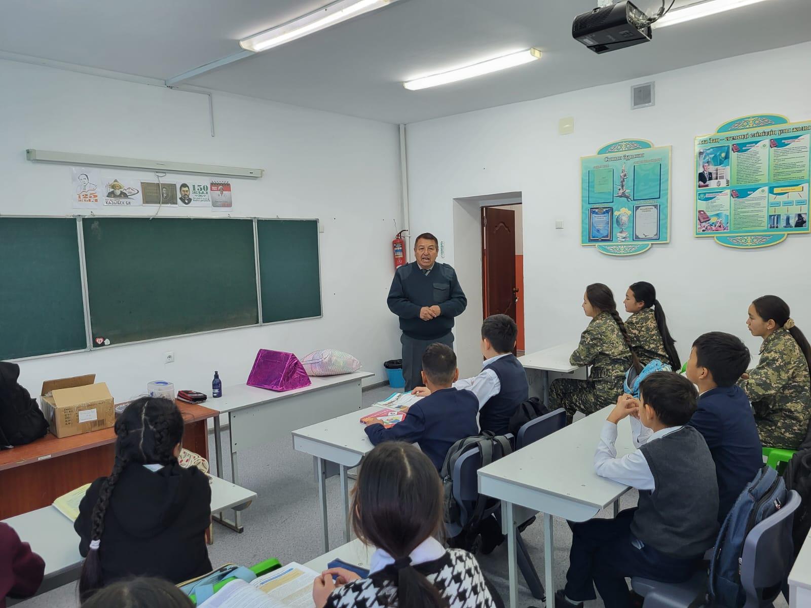 Мектебіміздің ғимаратында экстремизм мен терроризм көріністерінің алдын алуға бағытталған оқу-жаттығу шаралары өткізілді.