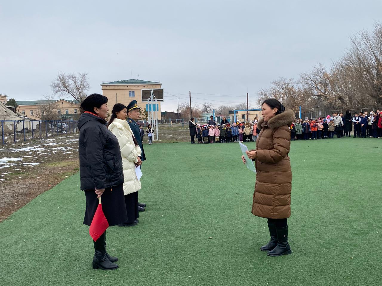Ақсу ауданы ТЖБ қызметкерлерімен "Е.Сиқымов атындағы орта мектебі, мектеп жанындағы интернатымен Education Department of Kerbulak districtнде" жоспарлы түрде сейсмикалық  оқу-жаттығулар өткізілді.